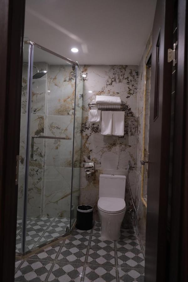 Sao Viet Hth Hotel Ha Long Exteriör bild